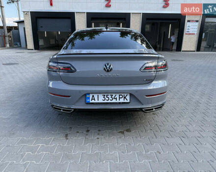 Серый Фольксваген Arteon, объемом двигателя 1.97 л и пробегом 45 тыс. км за 49200 $, фото 4 на Automoto.ua