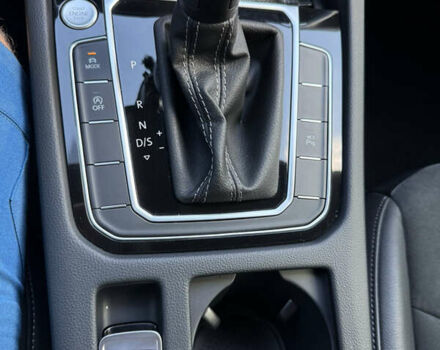 Серый Фольксваген Arteon, объемом двигателя 1.97 л и пробегом 45 тыс. км за 49200 $, фото 11 на Automoto.ua