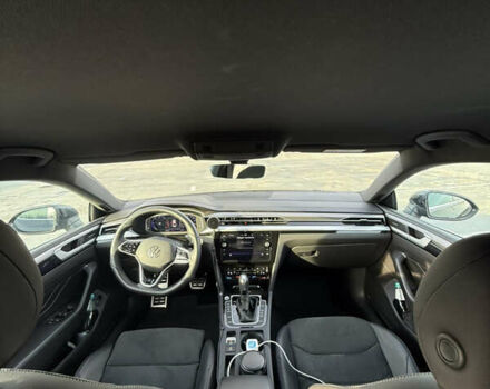 Сірий Фольксваген Arteon, об'ємом двигуна 1.97 л та пробігом 48 тис. км за 45999 $, фото 24 на Automoto.ua