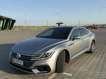 Серый Фольксваген Arteon, объемом двигателя 1.97 л и пробегом 195 тыс. км за 22900 $, фото 1 на Automoto.ua