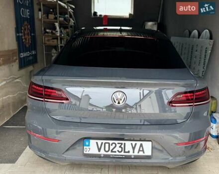 Сірий Фольксваген Arteon, об'ємом двигуна 1.97 л та пробігом 131 тис. км за 25395 $, фото 1 на Automoto.ua