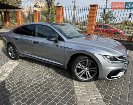Серый Фольксваген Arteon, объемом двигателя 1.97 л и пробегом 127 тыс. км за 26100 $, фото 1 на Automoto.ua