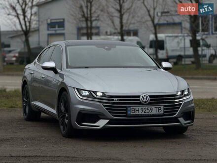 Серый Фольксваген Arteon, объемом двигателя 2 л и пробегом 43 тыс. км за 26950 $, фото 1 на Automoto.ua