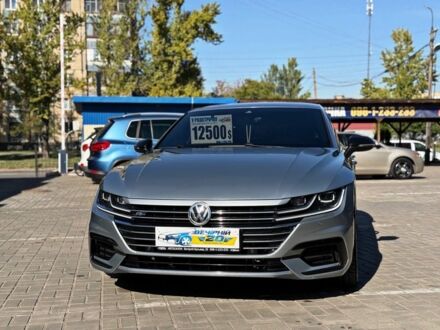 Фольксваген Arteon 2019 в Кривом Роге на Automoto.ua Серый Фольксваген Arteon, объемом двигателя 2 л и пробегом 177 тыс. км за 25750 $, фото 1 на Automoto.ua