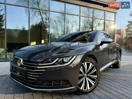 Фольксваген Arteon 2019 у Львові на Automoto.ua Сірий Фольксваген Arteon, об'ємом двигуна 2 л та пробігом 68 тис. км за 26900 $, фото 1 на Automoto.ua