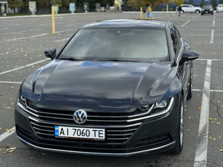 Серый Фольксваген Arteon, объемом двигателя 1.97 л и пробегом 73 тыс. км за 33200 $, фото 1 на Automoto.ua