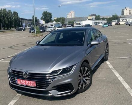 Серый Фольксваген Arteon, объемом двигателя 1.98 л и пробегом 88 тыс. км за 32000 $, фото 1 на Automoto.ua
