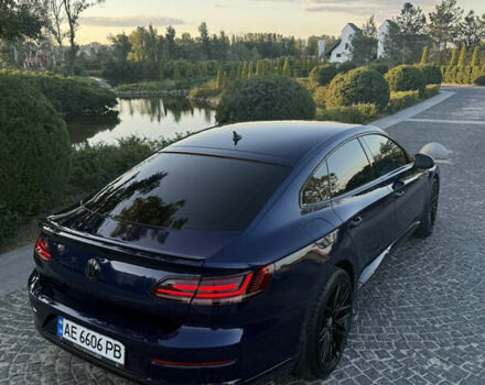 Синий Фольксваген Arteon, объемом двигателя 1.97 л и пробегом 150 тыс. км за 21999 $, фото 2 на Automoto.ua