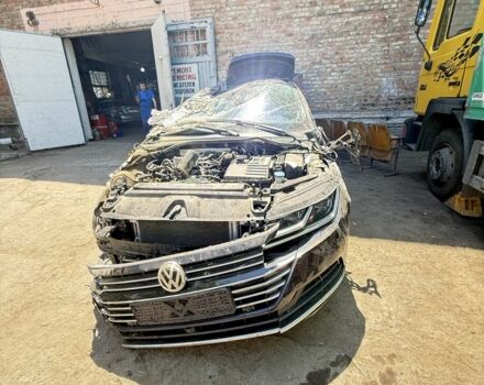 Синий Фольксваген Arteon, объемом двигателя 2 л и пробегом 190 тыс. км за 8900 $, фото 1 на Automoto.ua