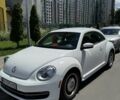 Белый Фольксваген Битл, объемом двигателя 2.5 л и пробегом 170 тыс. км за 10000 $, фото 1 на Automoto.ua
