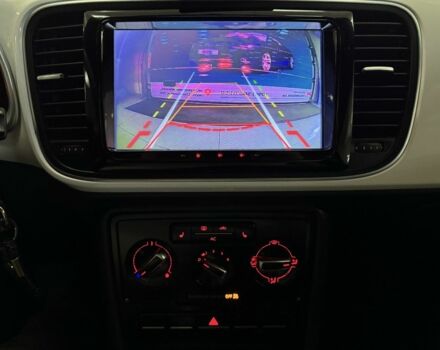 Белый Фольксваген Битл, объемом двигателя 2.5 л и пробегом 97 тыс. км за 10500 $, фото 14 на Automoto.ua