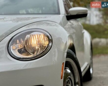 Белый Фольксваген Битл, объемом двигателя 2.5 л и пробегом 229 тыс. км за 9499 $, фото 3 на Automoto.ua