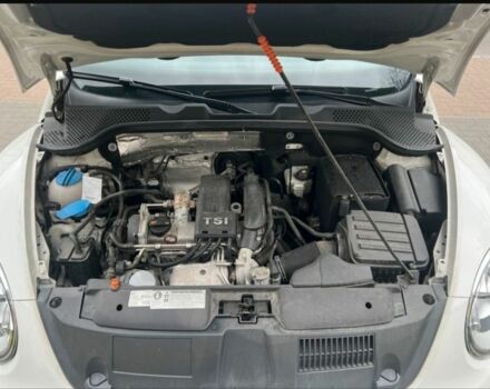 Белый Фольксваген Битл, объемом двигателя 1.2 л и пробегом 112 тыс. км за 18815 $, фото 6 на Automoto.ua