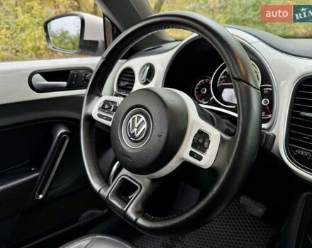 Белый Фольксваген Битл, объемом двигателя 2.5 л и пробегом 229 тыс. км за 9499 $, фото 20 на Automoto.ua