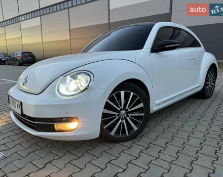 Белый Фольксваген Битл, объемом двигателя 1.6 л и пробегом 140 тыс. км за 8200 $, фото 7 на Automoto.ua