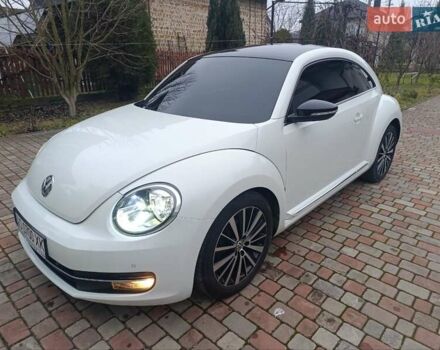 Белый Фольксваген Битл, объемом двигателя 1.6 л и пробегом 147 тыс. км за 9500 $, фото 4 на Automoto.ua