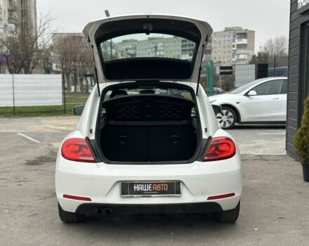 Белый Фольксваген Битл, объемом двигателя 2 л и пробегом 232 тыс. км за 9600 $, фото 7 на Automoto.ua