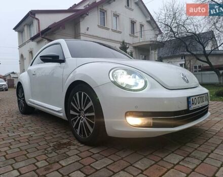 Белый Фольксваген Битл, объемом двигателя 1.6 л и пробегом 147 тыс. км за 9500 $, фото 6 на Automoto.ua