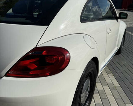 Белый Фольксваген Битл, объемом двигателя 2.48 л и пробегом 55 тыс. км за 10900 $, фото 3 на Automoto.ua