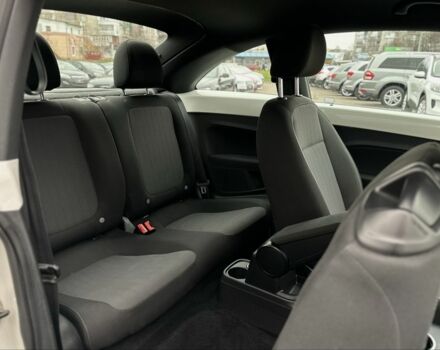 Белый Фольксваген Битл, объемом двигателя 2 л и пробегом 232 тыс. км за 9600 $, фото 23 на Automoto.ua