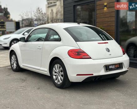 Белый Фольксваген Битл, объемом двигателя 1.97 л и пробегом 232 тыс. км за 9600 $, фото 9 на Automoto.ua