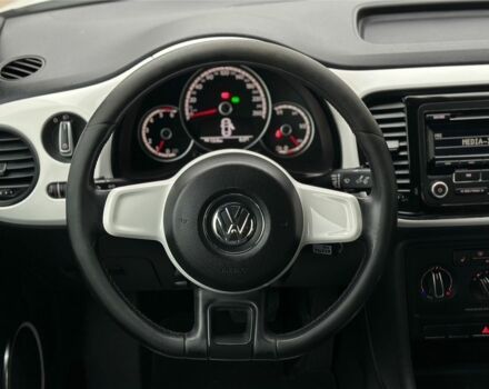 Белый Фольксваген Битл, объемом двигателя 2 л и пробегом 232 тыс. км за 9600 $, фото 16 на Automoto.ua