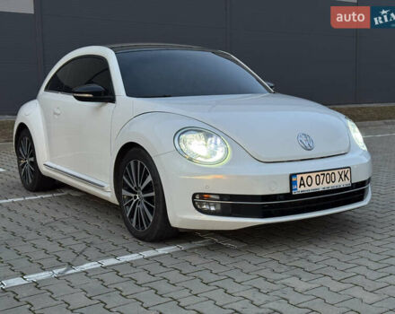 Белый Фольксваген Битл, объемом двигателя 1.6 л и пробегом 140 тыс. км за 8200 $, фото 10 на Automoto.ua