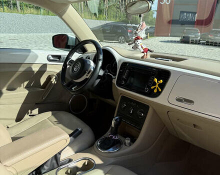 Белый Фольксваген Битл, объемом двигателя 2.48 л и пробегом 55 тыс. км за 10900 $, фото 2 на Automoto.ua