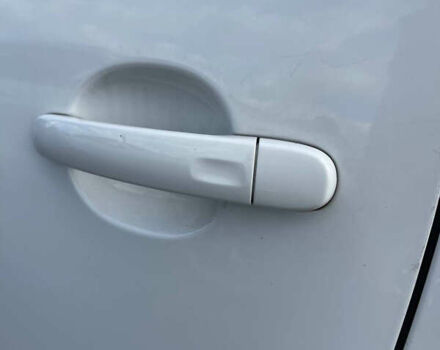 Белый Фольксваген Битл, объемом двигателя 1.97 л и пробегом 121 тыс. км за 11900 $, фото 4 на Automoto.ua