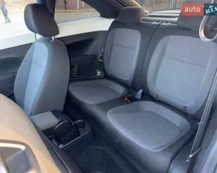 Белый Фольксваген Битл, объемом двигателя 1.4 л и пробегом 145 тыс. км за 9800 $, фото 11 на Automoto.ua