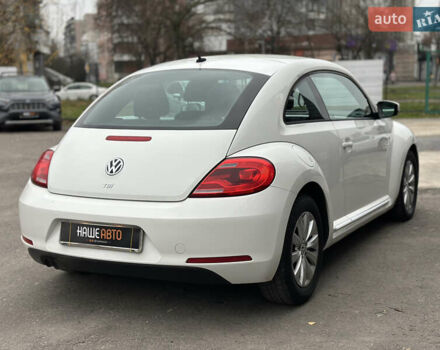 Белый Фольксваген Битл, объемом двигателя 1.97 л и пробегом 232 тыс. км за 9600 $, фото 15 на Automoto.ua