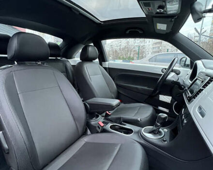 Белый Фольксваген Битл, объемом двигателя 1.8 л и пробегом 174 тыс. км за 11499 $, фото 21 на Automoto.ua