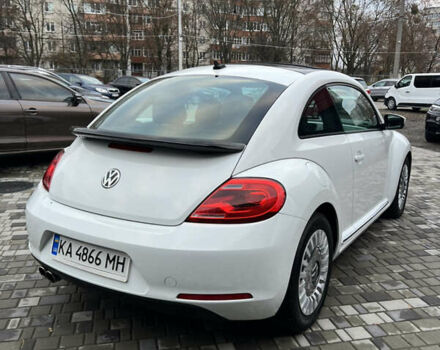 Белый Фольксваген Битл, объемом двигателя 1.8 л и пробегом 174 тыс. км за 11499 $, фото 10 на Automoto.ua