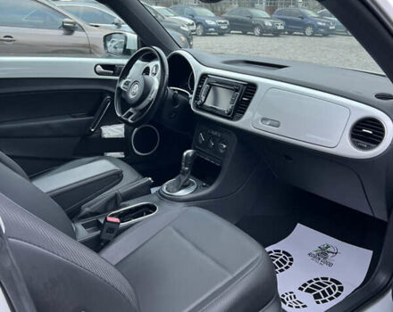 Белый Фольксваген Битл, объемом двигателя 1.8 л и пробегом 174 тыс. км за 11499 $, фото 19 на Automoto.ua