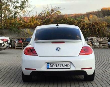 Белый Фольксваген Битл, объемом двигателя 2 л и пробегом 126 тыс. км за 11900 $, фото 9 на Automoto.ua