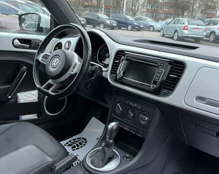 Белый Фольксваген Битл, объемом двигателя 1.8 л и пробегом 174 тыс. км за 11499 $, фото 20 на Automoto.ua