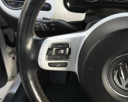 Белый Фольксваген Битл, объемом двигателя 2 л и пробегом 126 тыс. км за 11900 $, фото 23 на Automoto.ua