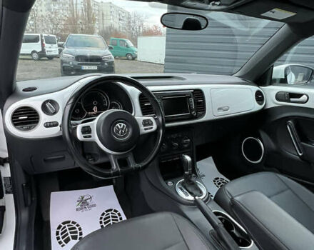 Белый Фольксваген Битл, объемом двигателя 1.8 л и пробегом 174 тыс. км за 11499 $, фото 18 на Automoto.ua