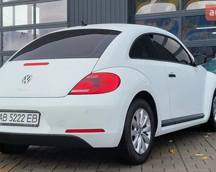 Фольксваген Битл 2015 в Виннице на Automoto.ua Белый Фольксваген Битл, объемом двигателя 1.8 л и пробегом 144 тыс. км за 12222 $, фото 4 на Automoto.ua
