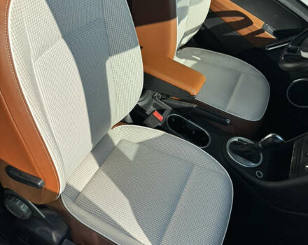 Фольксваген Битл 2015 в Костополе на Automoto.ua Белый Фольксваген Битл, объемом двигателя 1.8 л и пробегом 132 тыс. км за 10900 $, фото 16 на Automoto.ua