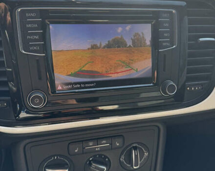 Фольксваген Битл 2015 в Костополе на Automoto.ua Белый Фольксваген Битл, объемом двигателя 1.8 л и пробегом 132 тыс. км за 10900 $, фото 20 на Automoto.ua