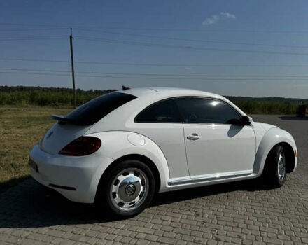 Фольксваген Битл 2015 в Костополе на Automoto.ua Белый Фольксваген Битл, объемом двигателя 1.8 л и пробегом 132 тыс. км за 10900 $, фото 3 на Automoto.ua