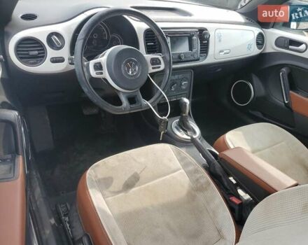 Білий Фольксваген Бітл, об'ємом двигуна 1.8 л та пробігом 160 тис. км за 1800 $, фото 7 на Automoto.ua
