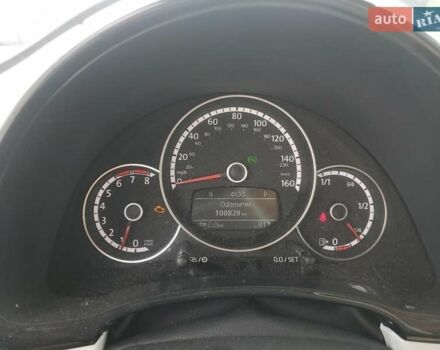 Білий Фольксваген Бітл, об'ємом двигуна 1.8 л та пробігом 160 тис. км за 1800 $, фото 10 на Automoto.ua