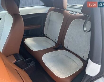 Белый Фольксваген Битл, объемом двигателя 1.78 л и пробегом 125 тыс. км за 10300 $, фото 6 на Automoto.ua