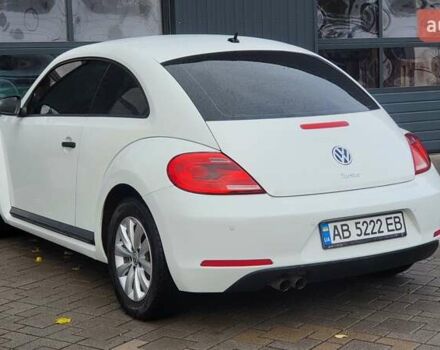 Фольксваген Битл 2015 в Виннице на Automoto.ua Белый Фольксваген Битл, объемом двигателя 1.8 л и пробегом 144 тыс. км за 12222 $, фото 5 на Automoto.ua