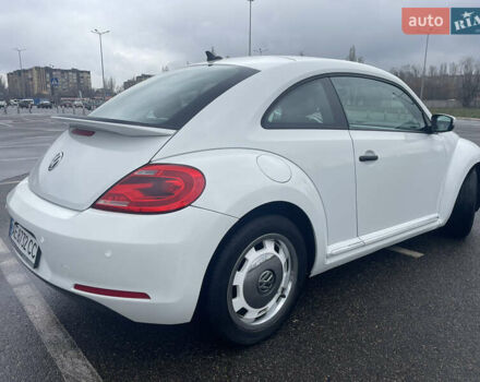 Белый Фольксваген Битл, объемом двигателя 1.8 л и пробегом 154 тыс. км за 12400 $, фото 5 на Automoto.ua