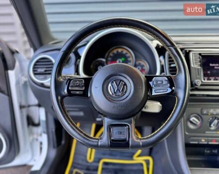 Белый Фольксваген Битл, объемом двигателя 1.8 л и пробегом 113 тыс. км за 11800 $, фото 49 на Automoto.ua