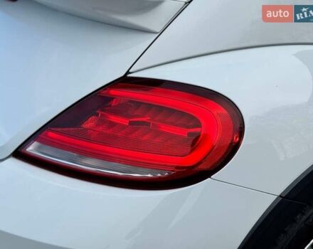 Белый Фольксваген Битл, объемом двигателя 1.8 л и пробегом 113 тыс. км за 11800 $, фото 29 на Automoto.ua