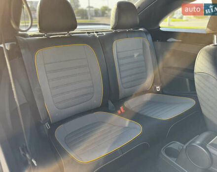 Белый Фольксваген Битл, объемом двигателя 1.8 л и пробегом 113 тыс. км за 16300 $, фото 37 на Automoto.ua